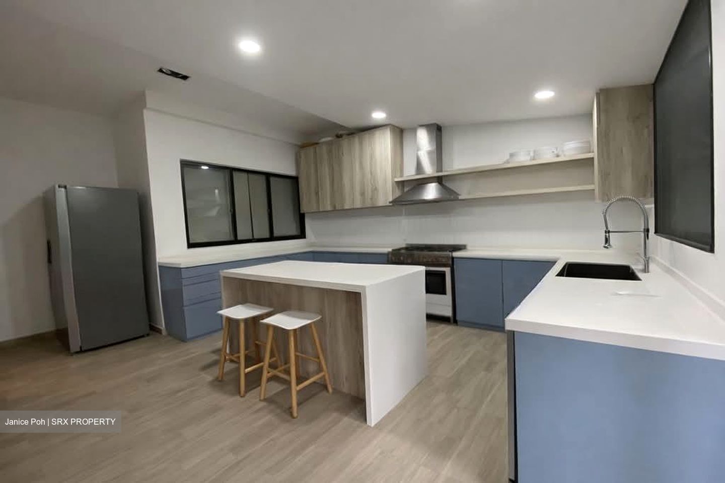 Pasir Ris Road (D18), Semi-Detached #573021191